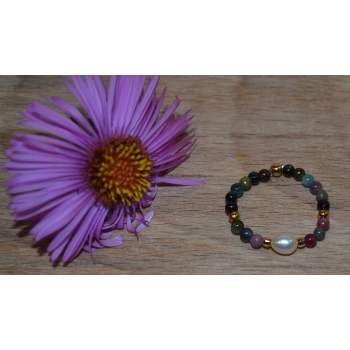 Pierścień z kolorowym turmalinem